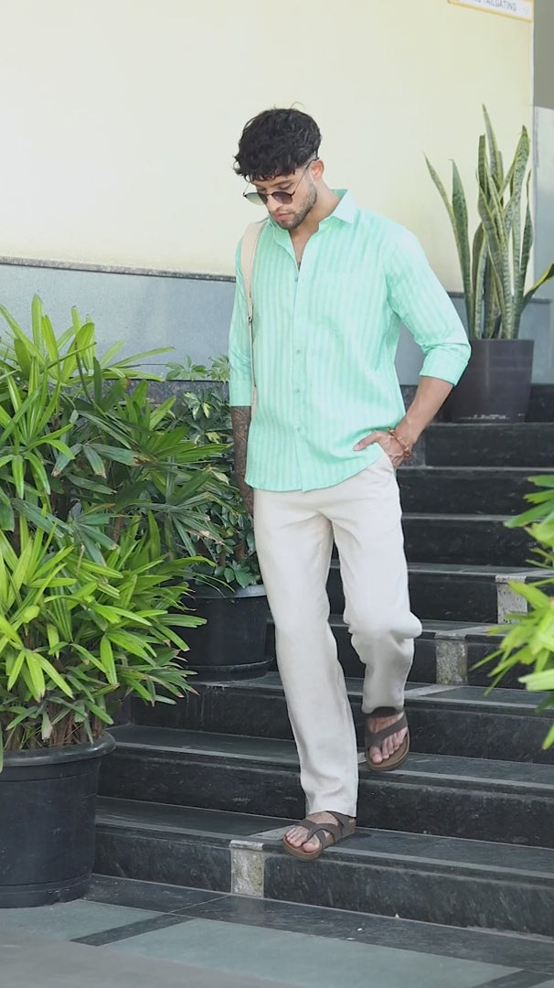 Video provided by Shopify App SwipeUp